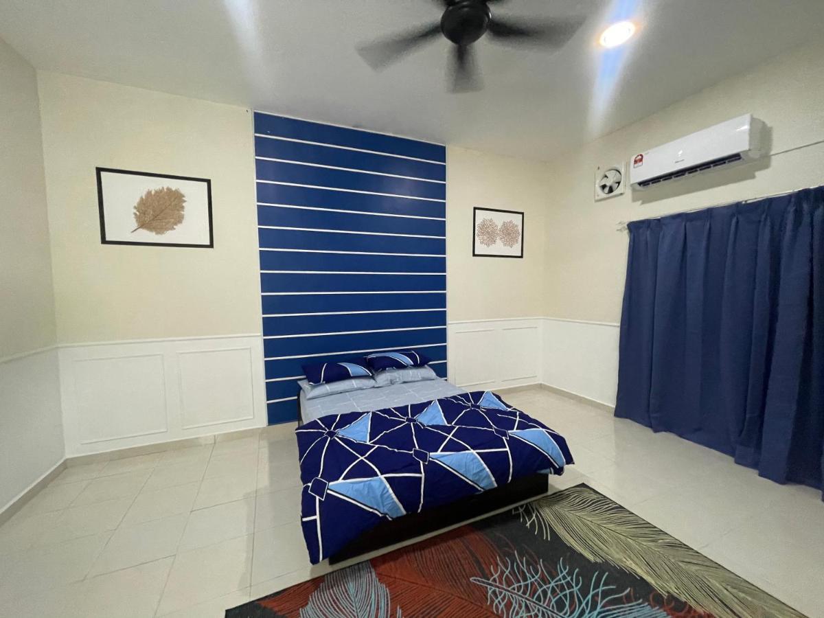 No 61 Nazirin Homestay Tmn Indah Raya 2 Manjung Лумут Екстер'єр фото